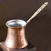 Турецкая медь или жестянка с Гранд Базара: в чем лучше сварить кофе?